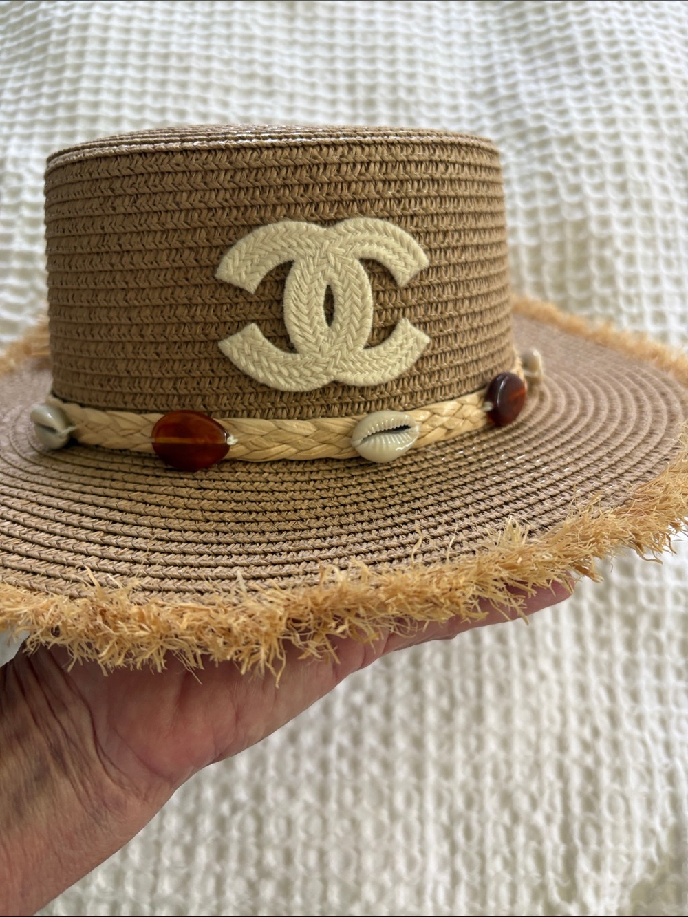 Straw hat replica New excellent condition offers welcome